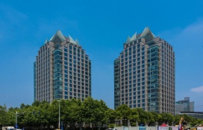 上海金鹰大厦